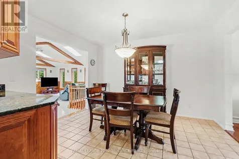 1599 Maxime Street Ottawa ON K1B 3K9