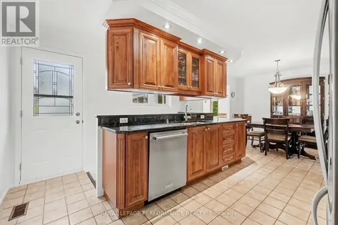1599 Maxime Street Ottawa ON K1B 3K9