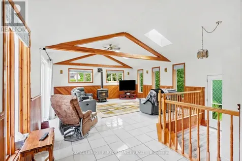 1599 Maxime Street Ottawa ON K1B 3K9