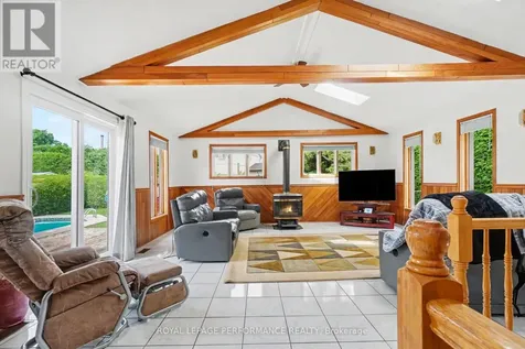 1599 Maxime Street Ottawa ON K1B 3K9