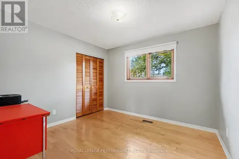 1599 Maxime Street Ottawa ON K1B 3K9