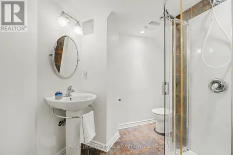 1599 Maxime Street Ottawa ON K1B 3K9
