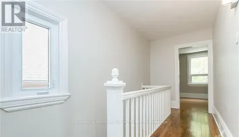 245 Mackay St Street Ottawa ON K1M 2B6