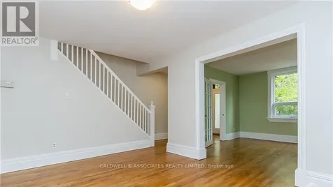 245 Mackay St Street Ottawa ON K1M 2B6