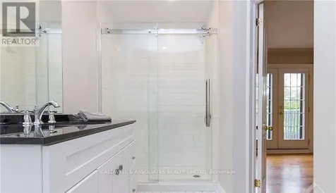 245 Mackay St Street Ottawa ON K1M 2B6