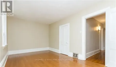 245 Mackay St Street Ottawa ON K1M 2B6