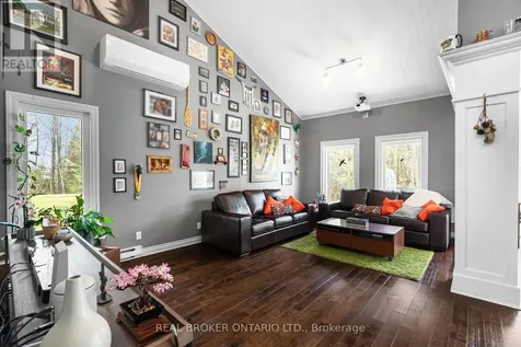967 Upper Dwyer Hill Road Ottawa ON K0A 1L0