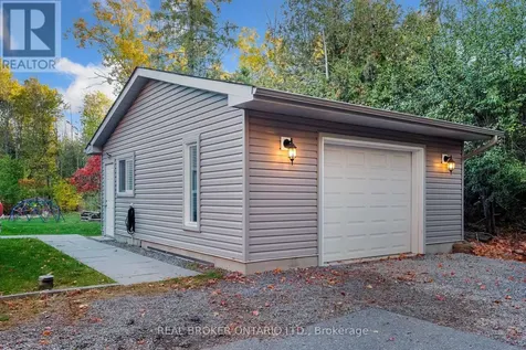 967 Upper Dwyer Hill Road Ottawa ON K0A 1L0