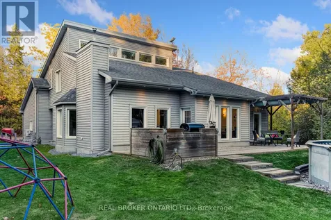 967 Upper Dwyer Hill Road Ottawa ON K0A 1L0