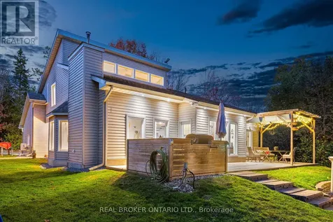 967 Upper Dwyer Hill Road Ottawa ON K0A 1L0