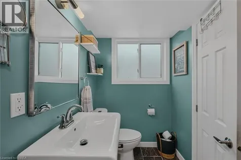 38 Brier Park Road Brantford ON N3R 3P7