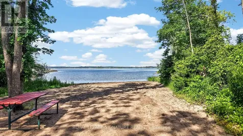 68 Forest Harbour Parkway Tay ON L0K 2C0