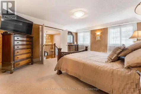60 Chandos Drive Kitchener ON N2A 3C2