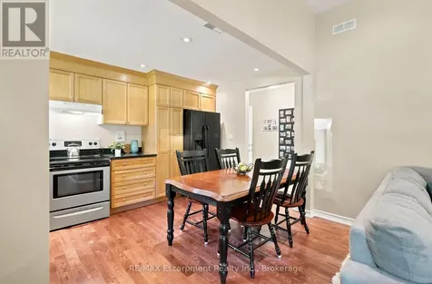 16 Hiawatha Road Tiny ON L9M 0B1