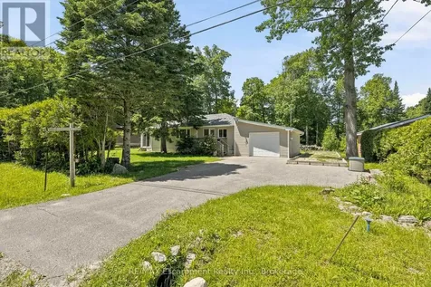 16 Hiawatha Road Tiny ON L9M 0B1