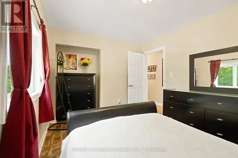 16 Hiawatha Road Tiny ON L9M 0B1
