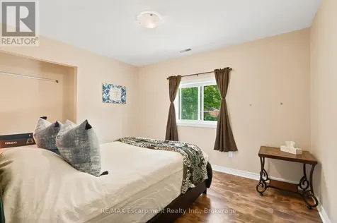 16 Hiawatha Road Tiny ON L9M 0B1