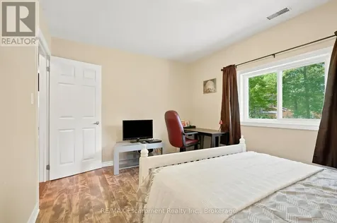16 Hiawatha Road Tiny ON L9M 0B1