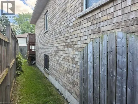 59 Jeremy Street Hamilton ON L6S 5K4