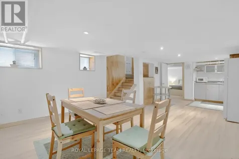 64 Delaware Avenue Ottawa ON K2P 0Z3