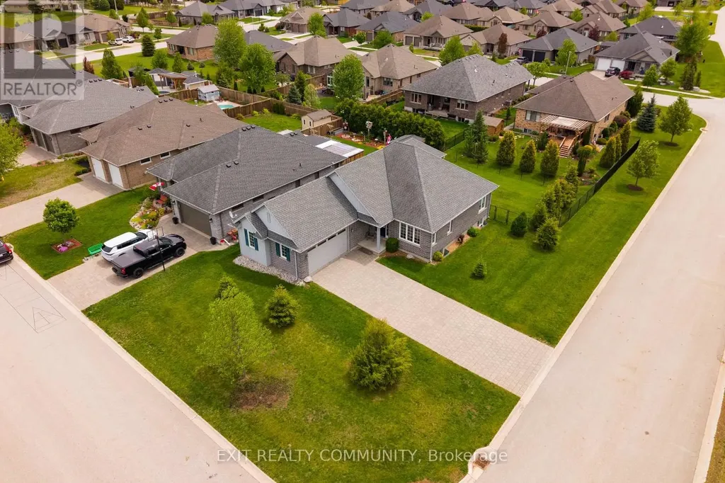 598 Bennett Crescent Strathroy-caradoc ON N0L 1W0