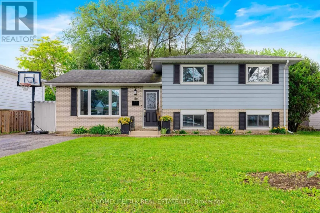 40 Meighen Crescent Brockville ON K6V 3J7