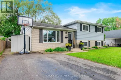 40 Meighen Crescent Brockville ON K6V 3J7