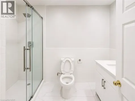 212 Colton Circle Kitchener ON N2A 4K2