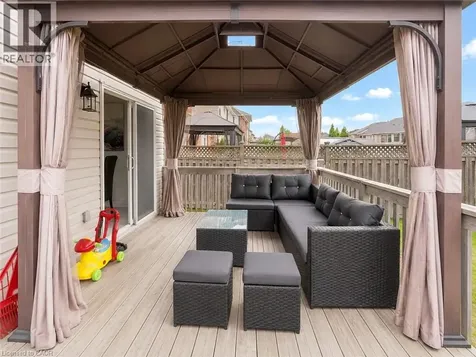 212 Colton Circle Kitchener ON N2A 4K2
