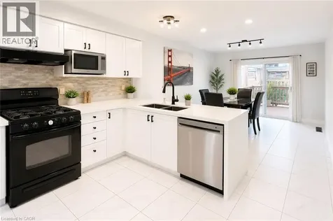 212 Colton Circle Kitchener ON N2A 4K2