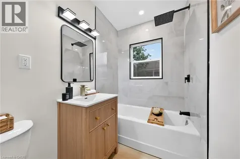 70 Richmond Street Thorold ON L2V 3H1
