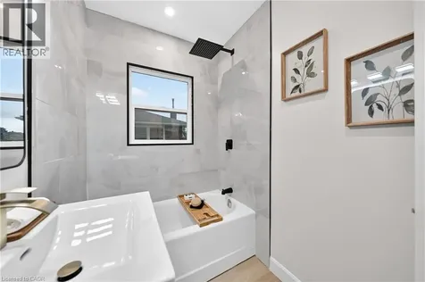 70 Richmond Street Thorold ON L2V 3H1