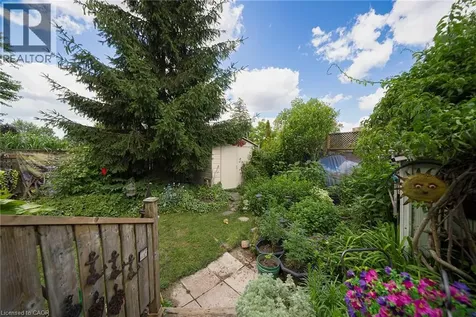 1045 Bay Street Port Rowan ON N0E 1M0