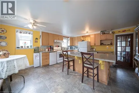 1045 Bay Street Port Rowan ON N0E 1M0