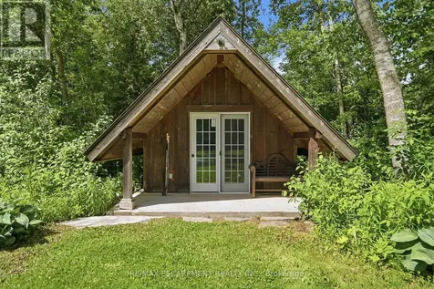 314 7th Concession Road East Hamilton ON L8B 1T5