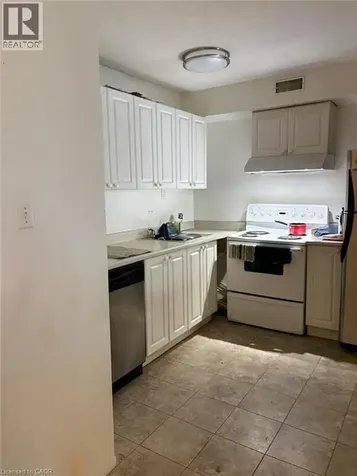 52 Wellington Street Cambridge ON N1R 3Y7