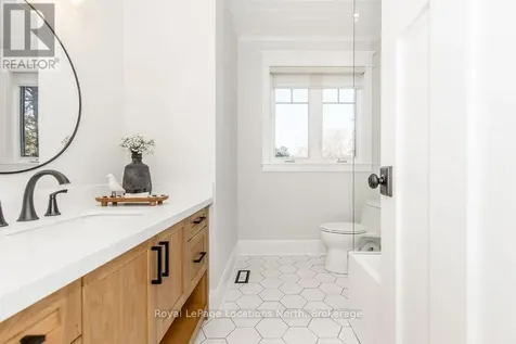 545 Oxbow Park Drive Wasaga Beach ON L9Z 2T9