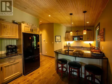 135 Mackenzie Ward Estates Rd|regina Bay Sioux Narrows ON P0X 1N0
