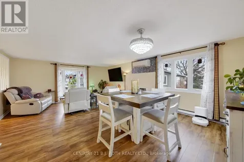 25 Comforts Cove Court Innisfil ON L9S 1S3