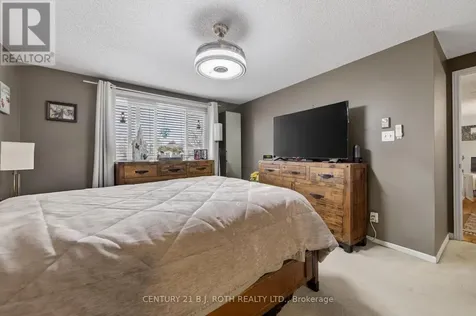 25 Comforts Cove Court Innisfil ON L9S 1S3