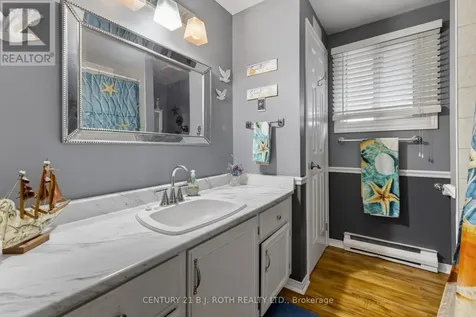 25 Comforts Cove Court Innisfil ON L9S 1S3