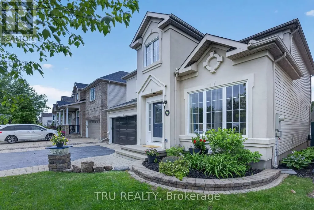 57 Golflinks Drive Ottawa ON K2J 4Y4