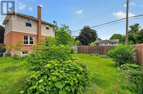 344 Richelieu Avenue Ottawa ON K1L 6J9
