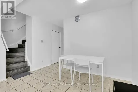 2772 Pimlico Crescent Ottawa ON K1T 2A8