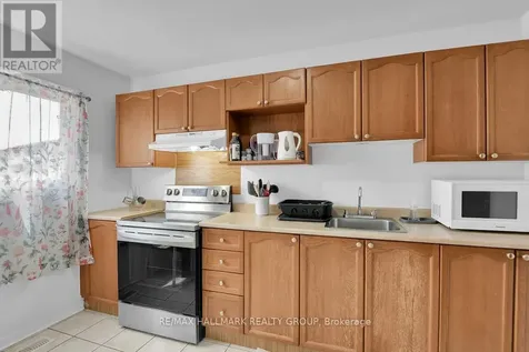 2772 Pimlico Crescent Ottawa ON K1T 2A8