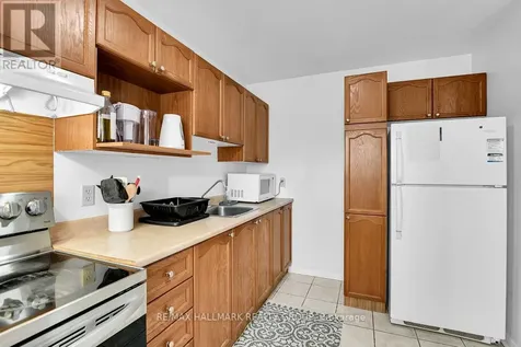 2772 Pimlico Crescent Ottawa ON K1T 2A8
