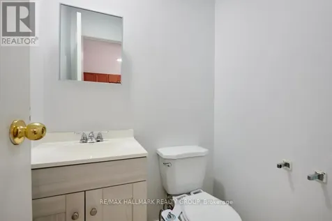2772 Pimlico Crescent Ottawa ON K1T 2A8