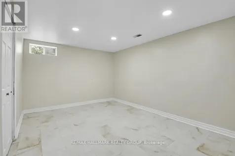 2772 Pimlico Crescent Ottawa ON K1T 2A8