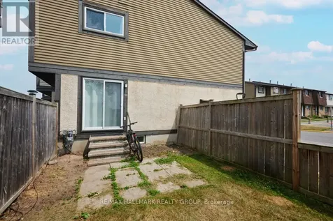 2772 Pimlico Crescent Ottawa ON K1T 2A8