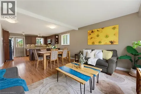 9 Larkspur Lane Paris ON N3L 3P2